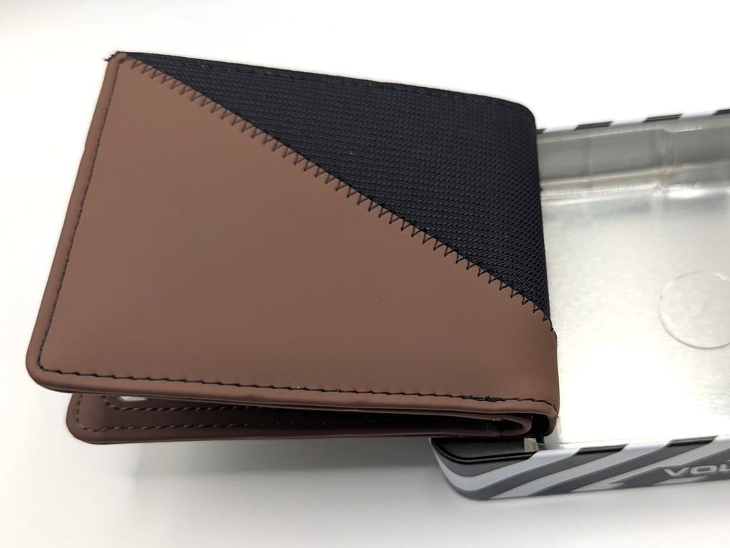 Volcom Men's Bi-Fold Wallet