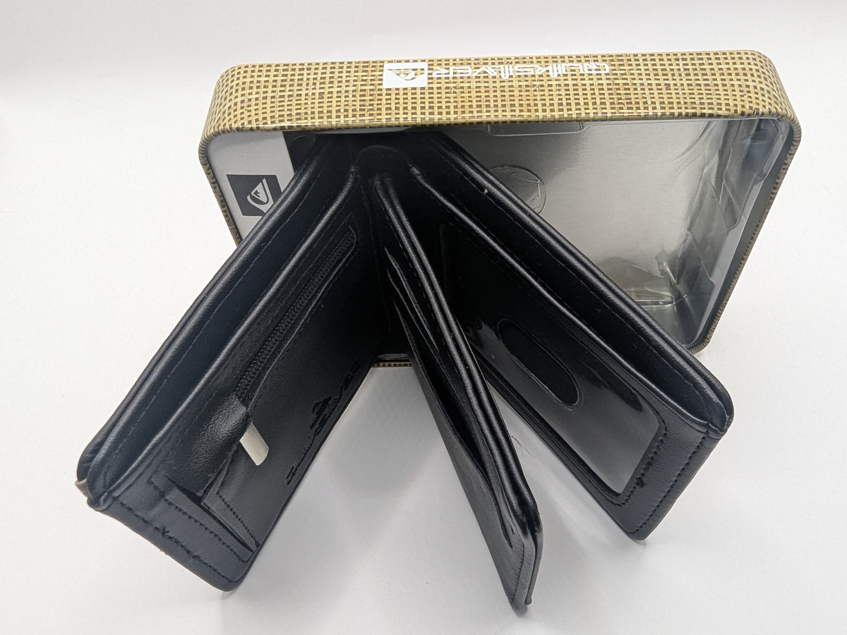 Quiksilver Men's Bi-Fold Wallet