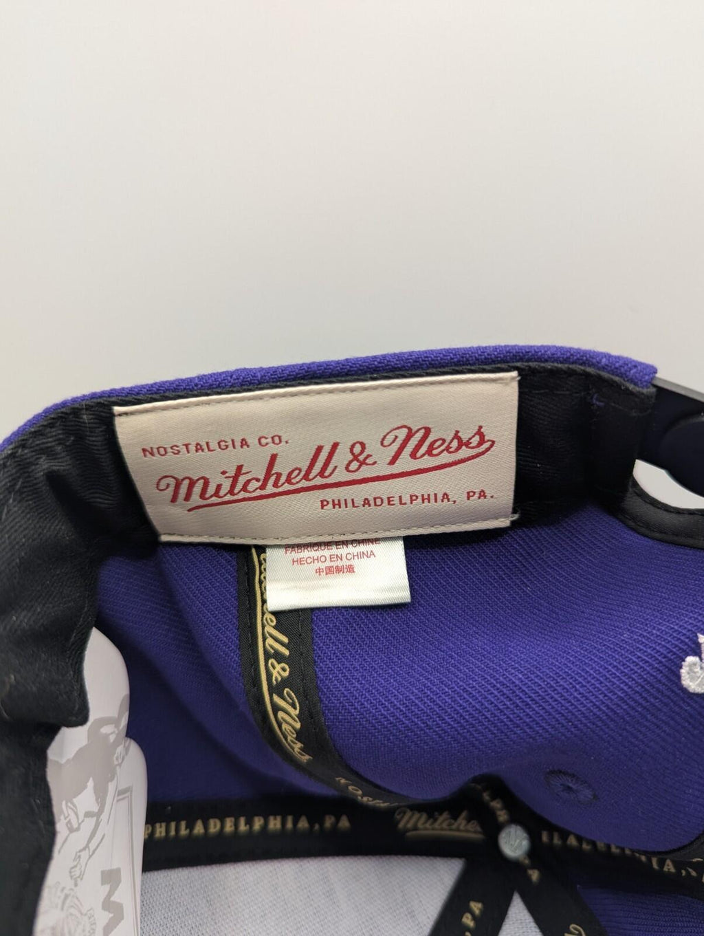 Mitchell & Ness Los Angeles Lakers Core Basic Snapback Hat